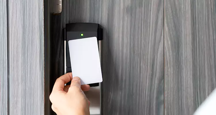 Hotel Swipe Card Door Locks Repair in East Lake-Orient Park, FL