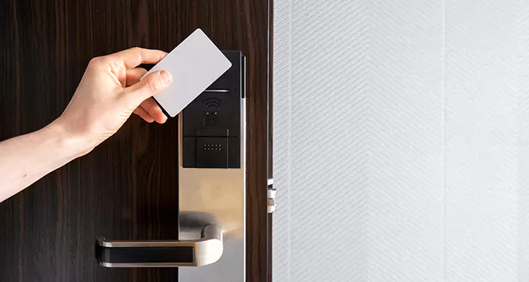 Why Choose Us for Hotel Keycard Lock Repair in East Lake-Orient Park, FL?