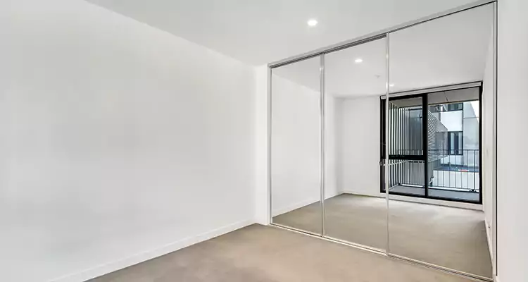 Why Homeowners Choose Us for Sliding Mirror Door Replacement in East Lake-Orient Park, FL