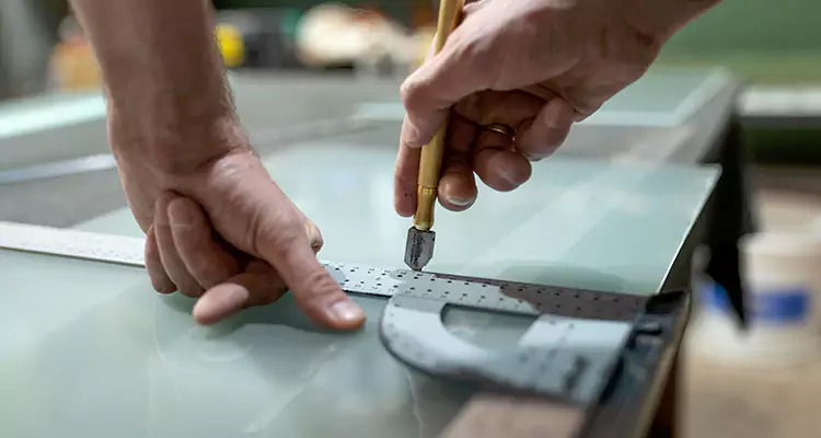 Glass Scratch Repair in East Lake-Orient Park, FL