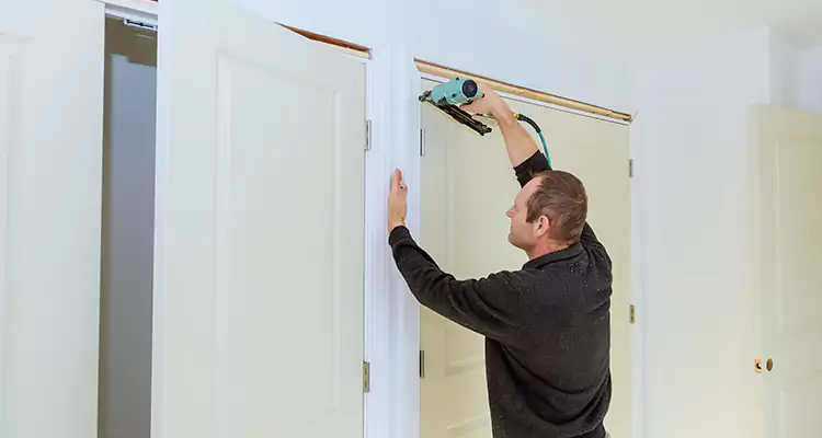 Top Rated Door Fixing ServiceFixing Garage Door Track in East Lake-Orient Park, FL