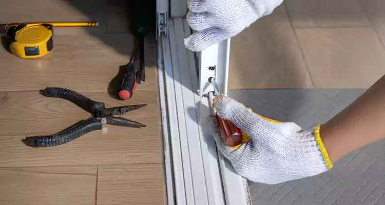 Closet Sliding Door Track Repair in East Lake-Orient Park, FL