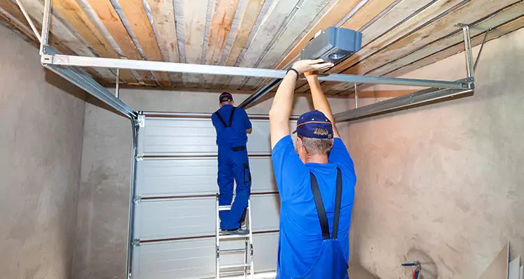 Garage Door Opener Technician in East Lake-Orient Park, FL