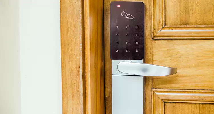 Keyless Hotel Door Locks Repair in East Lake-Orient Park, FL