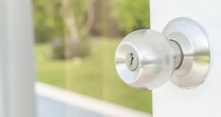 Patio Door Mechanism Jammed in East Lake-Orient Park, FL