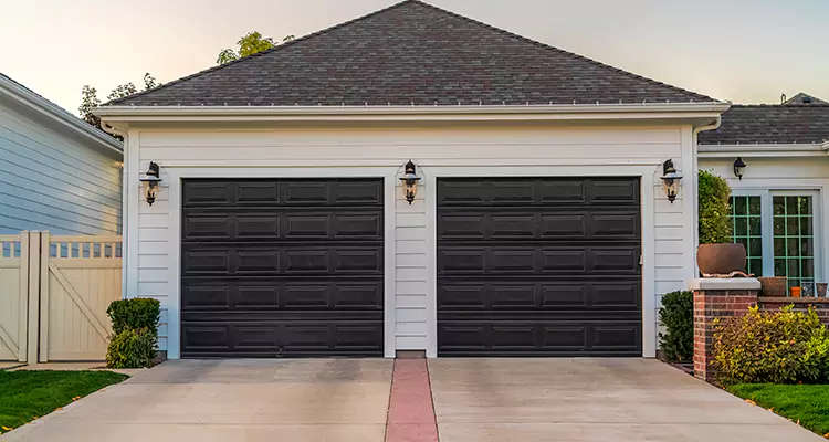 Residential Local Garage Door Repair in East Lake-Orient Park, FL